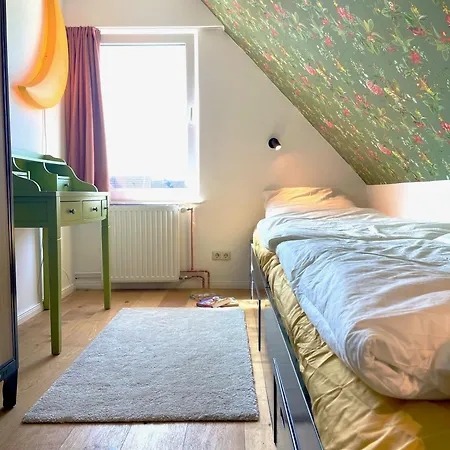 Semesterbostad Melkmanns *